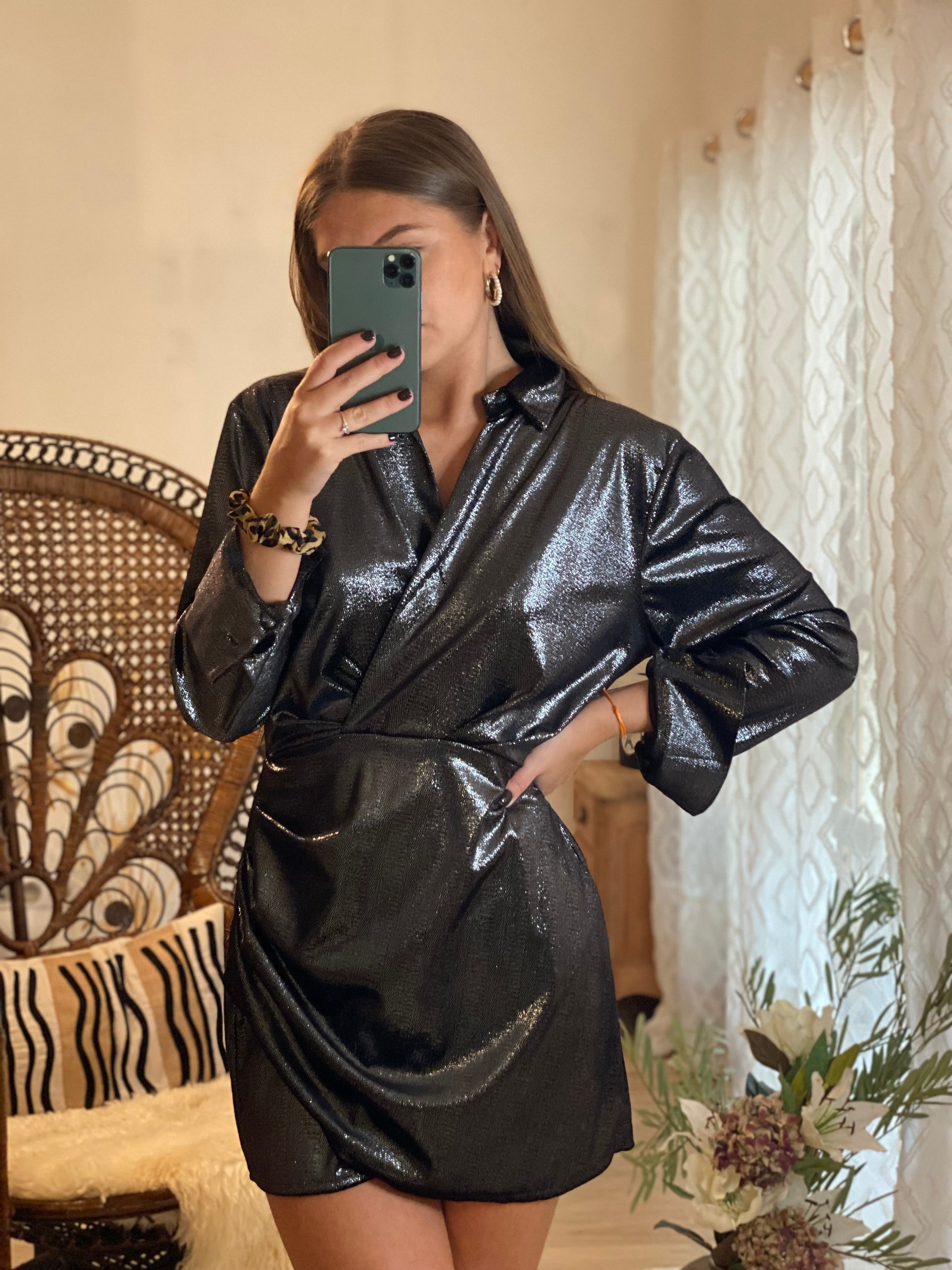 ROBE ISIA